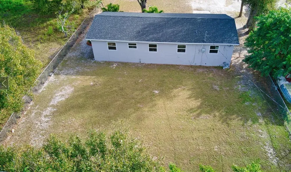 4535 38TH COURT Vero Beach, FL 32967