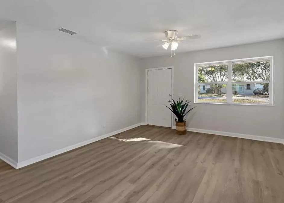 4535 38TH COURT Vero Beach, FL 32967