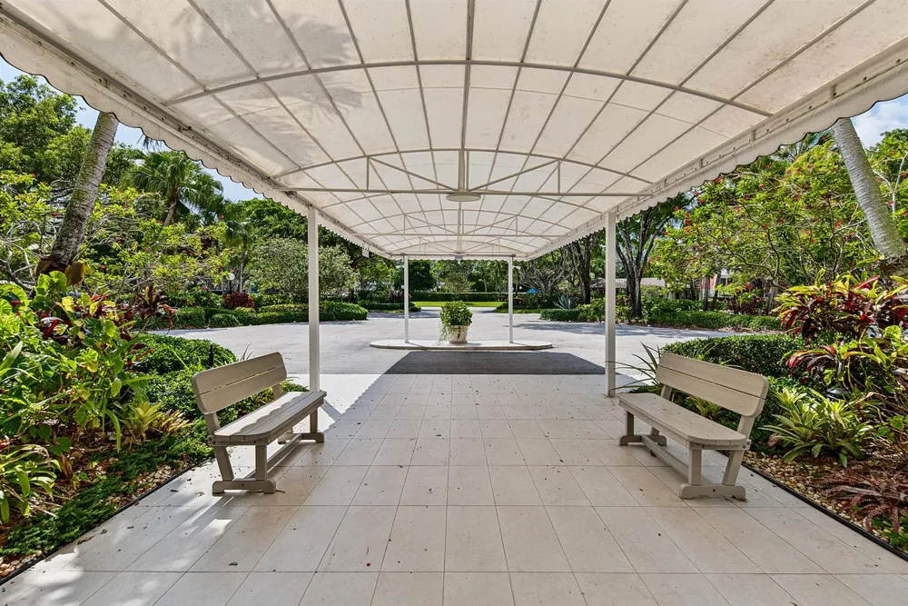 804 CYPRESS BOULEVARD #503 Pompano Beach, FL 33069