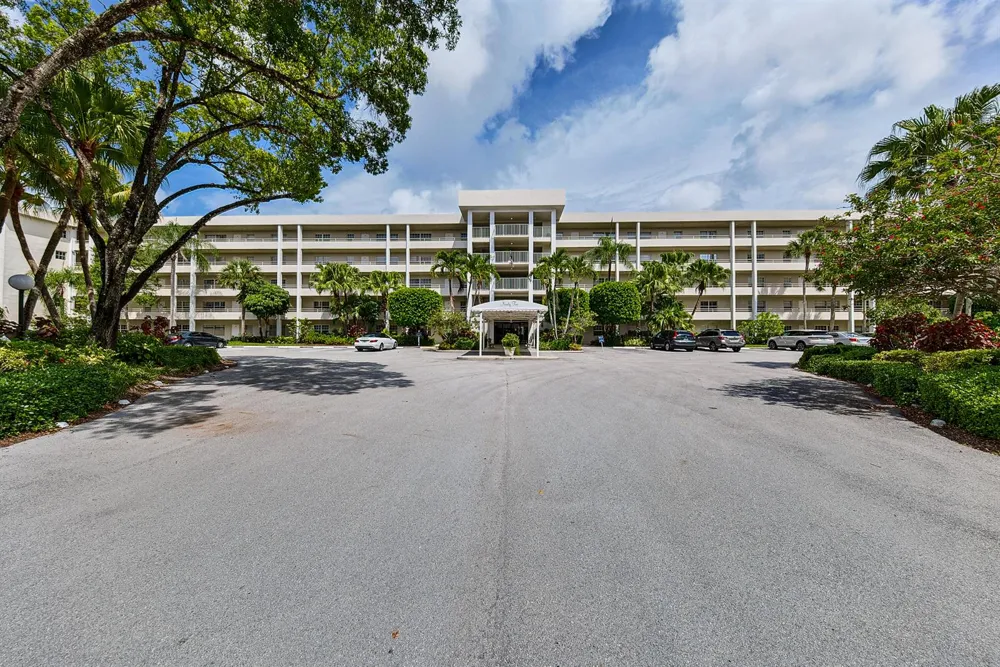804 CYPRESS BOULEVARD #503 Pompano Beach, FL 33069