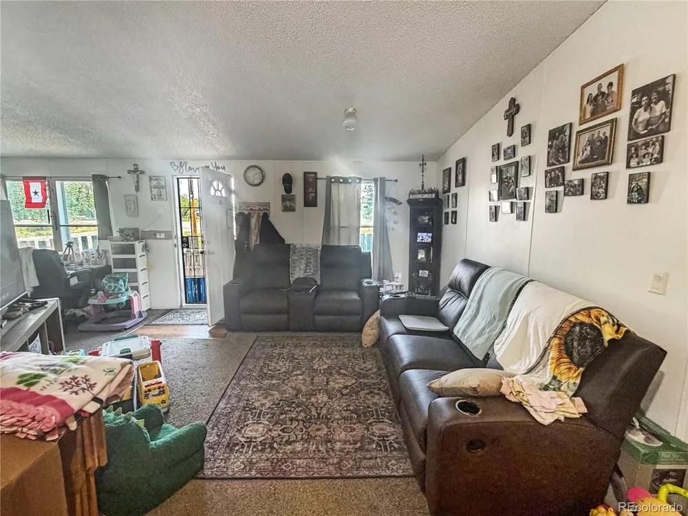 10947 E US Highway 160 Alamosa, CO 81101