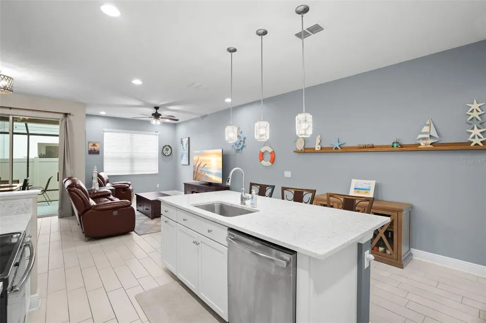2465 FOGGY CREEK CIRCLE Clearwater, FL 33764