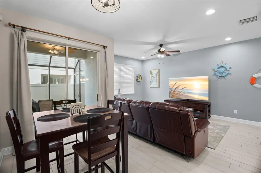 2465 FOGGY CREEK CIRCLE Clearwater, FL 33764