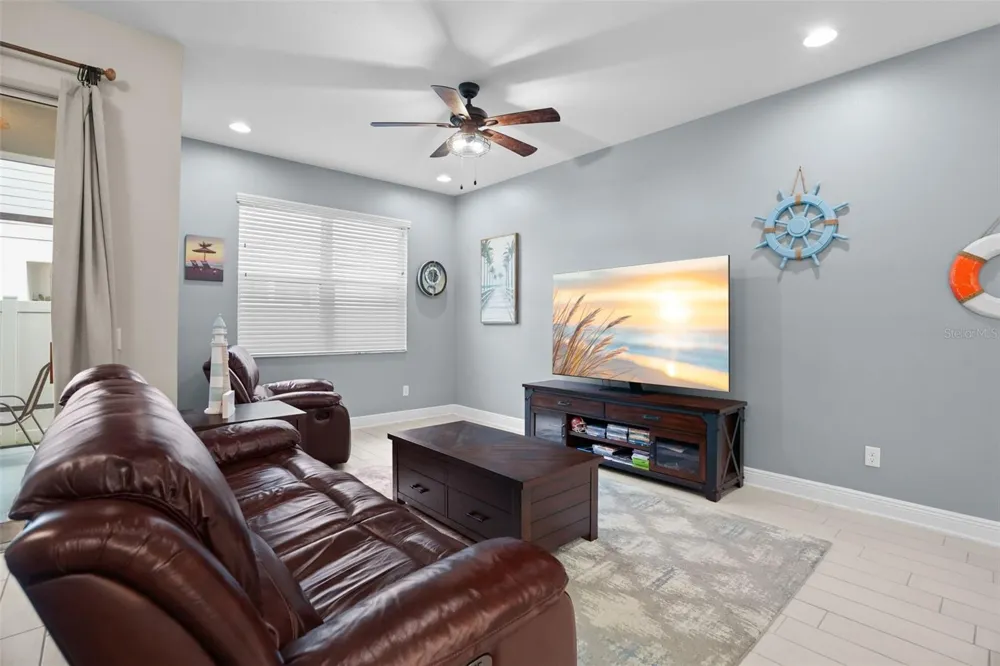 2465 FOGGY CREEK CIRCLE Clearwater, FL 33764