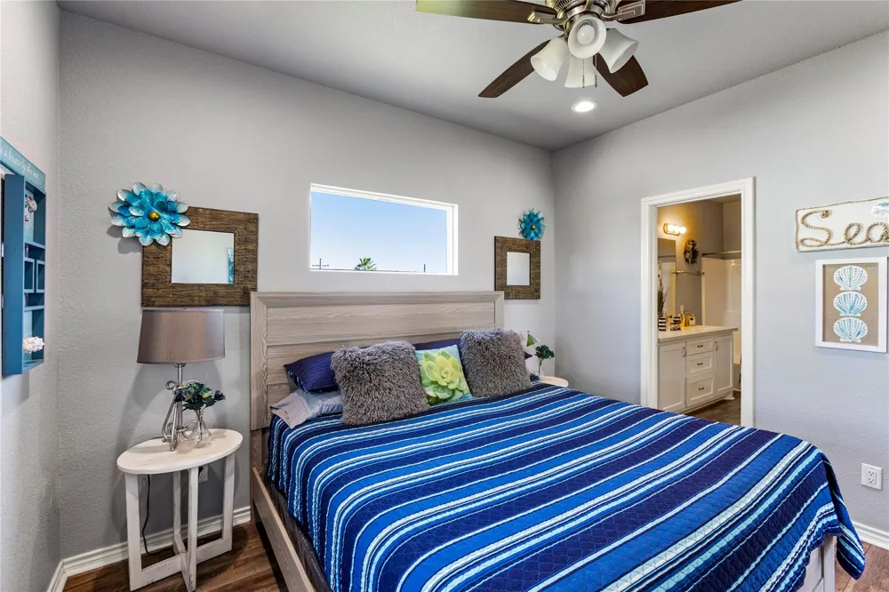 3260 Hidden Gold Crystal Beach, TX 77650