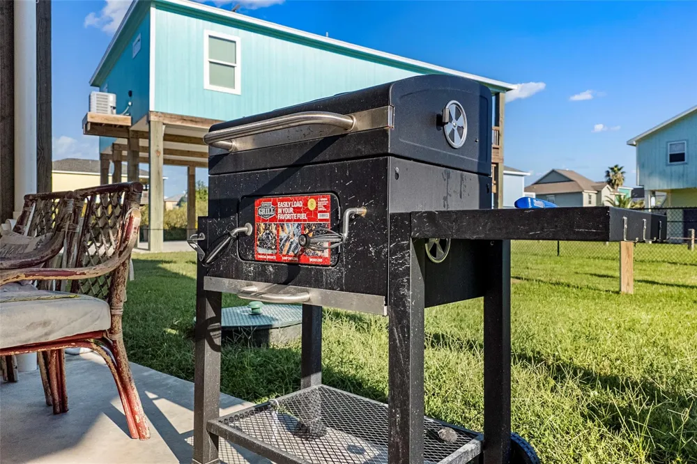 3260 Hidden Gold Crystal Beach, TX 77650