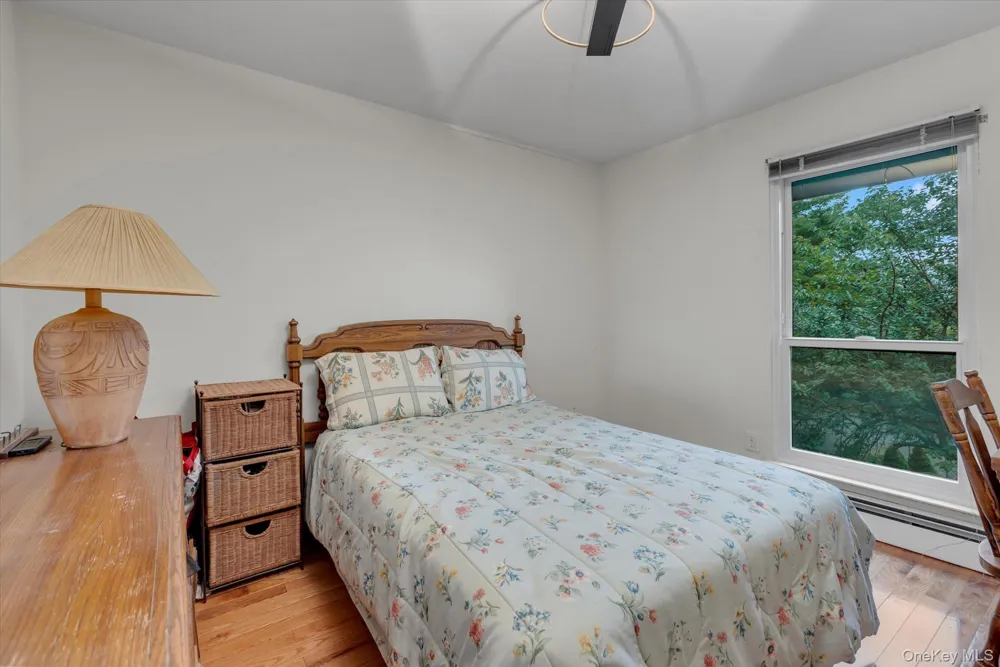 17 Calumet Drive Dix Hills, NY 11746