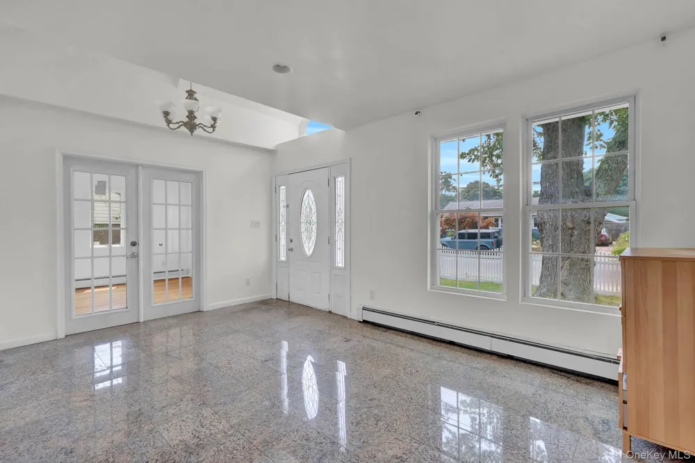 1431 Brooklyn Boulevard Bay Shore, NY 11706