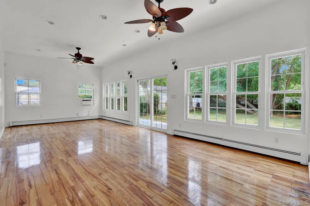 1431 Brooklyn Boulevard Bay Shore, NY 11706