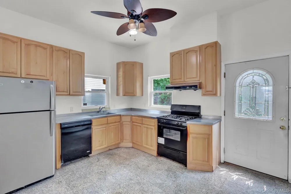 1431 Brooklyn Boulevard Bay Shore, NY 11706