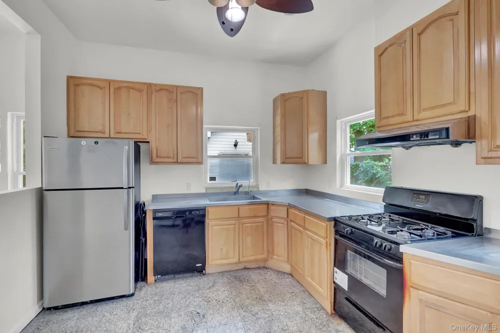 1431 Brooklyn Boulevard Bay Shore, NY 11706