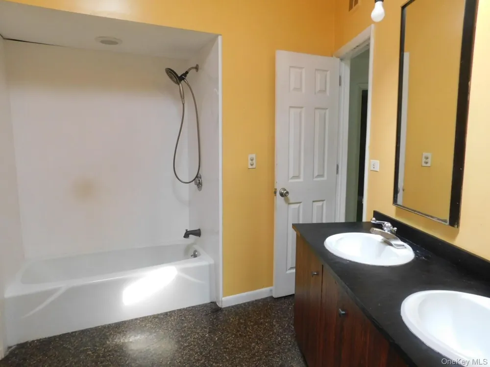 46 Mac Farlane Road Wappingers Falls, NY 12590