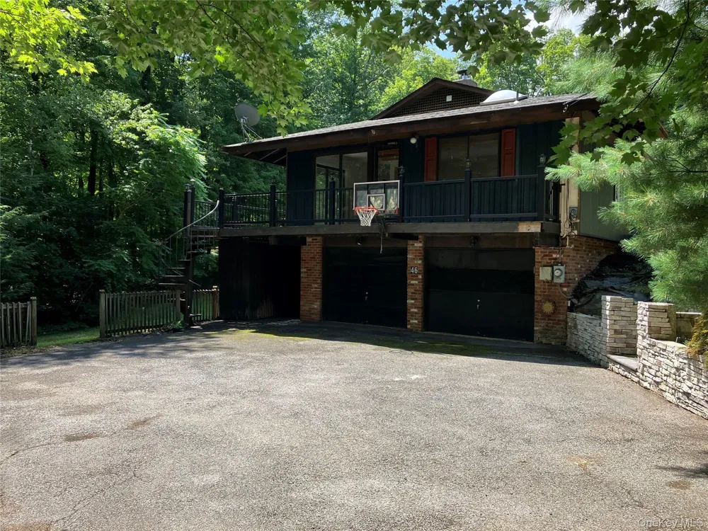 46 Mac Farlane Road Wappingers Falls, NY 12590