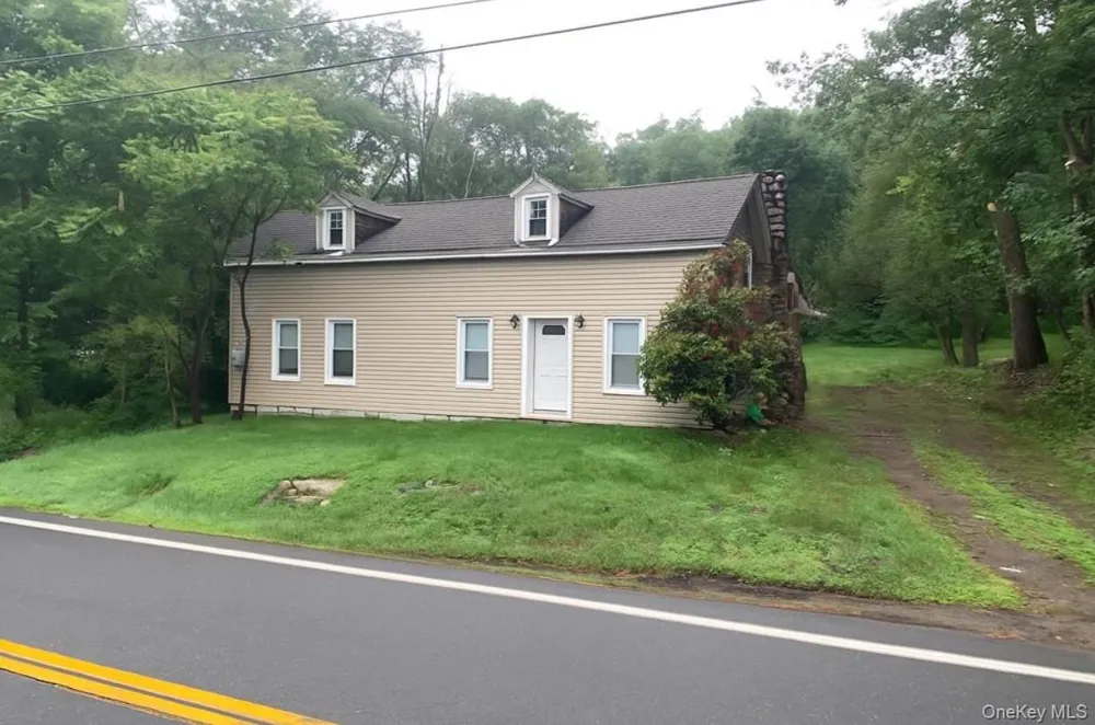 2453 State Route 209 Wurtsboro, NY 12790