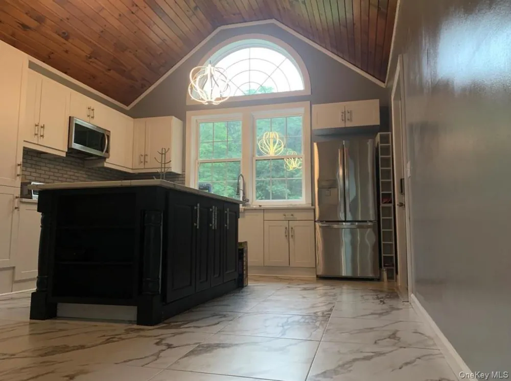 2453 State Route 209 Wurtsboro, NY 12790