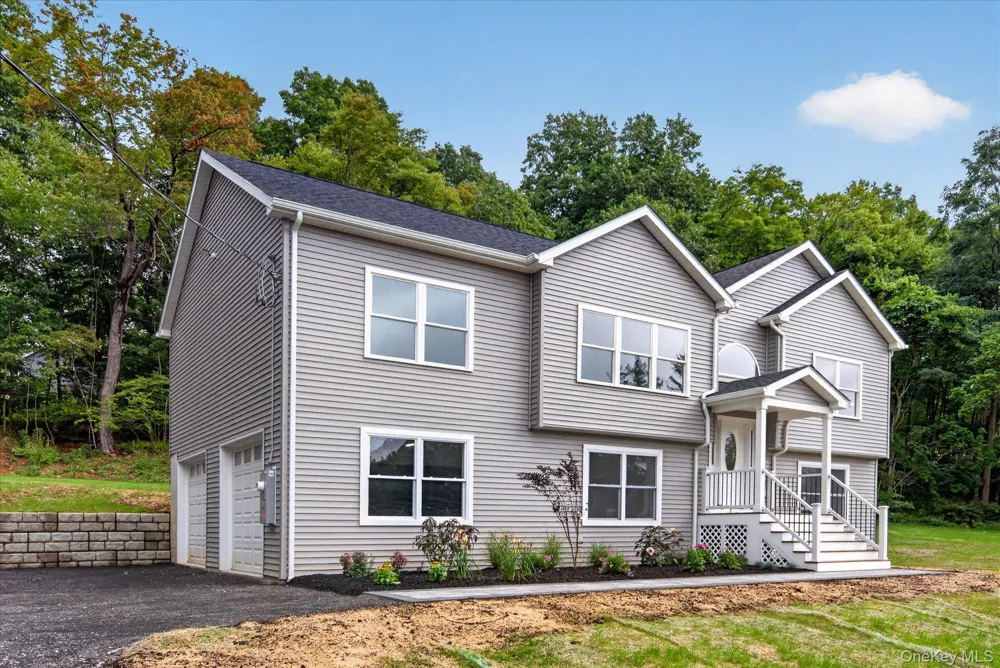 592 Ludingtonville Road Holmes, NY 12531