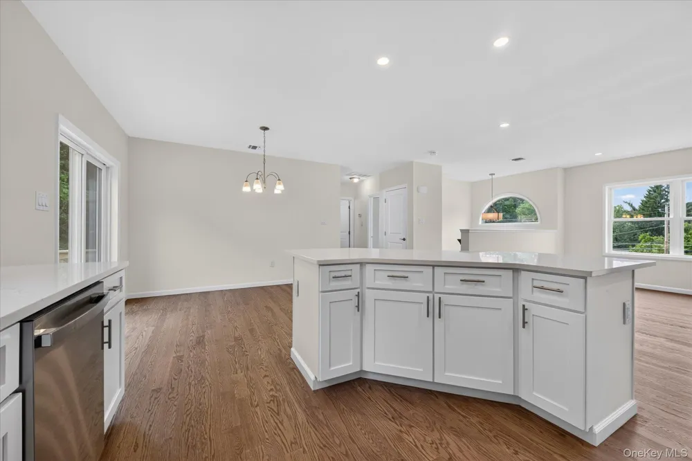 592 Ludingtonville Road Holmes, NY 12531
