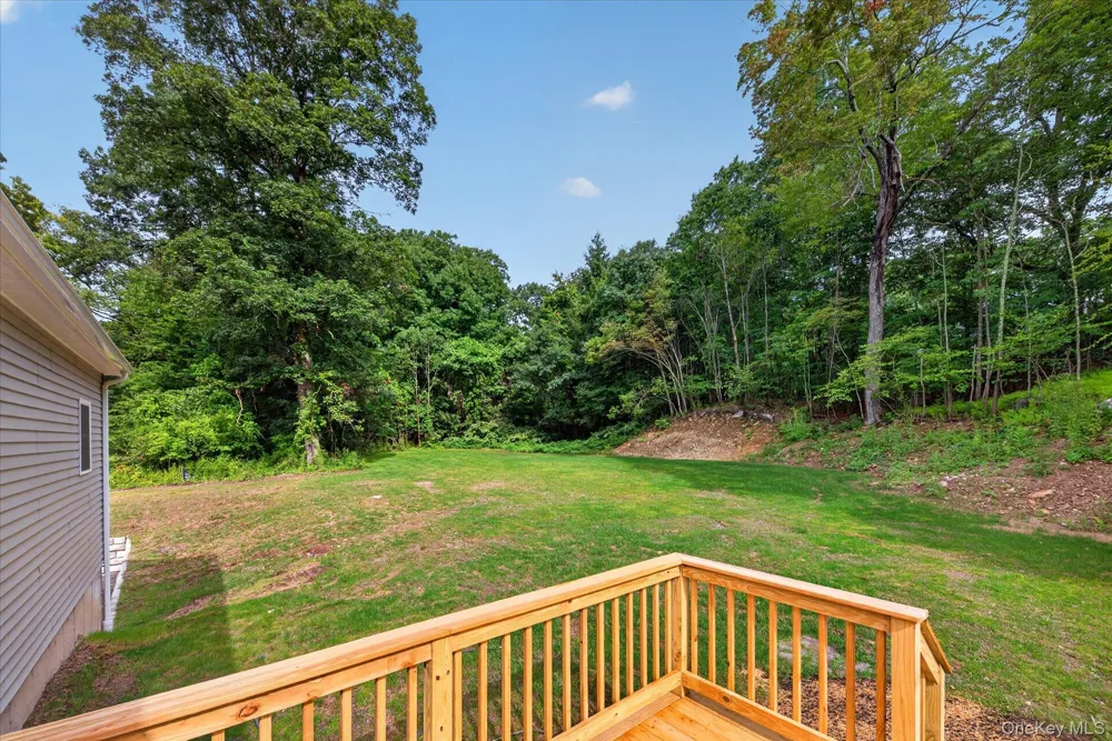 592 Ludingtonville Road Holmes, NY 12531