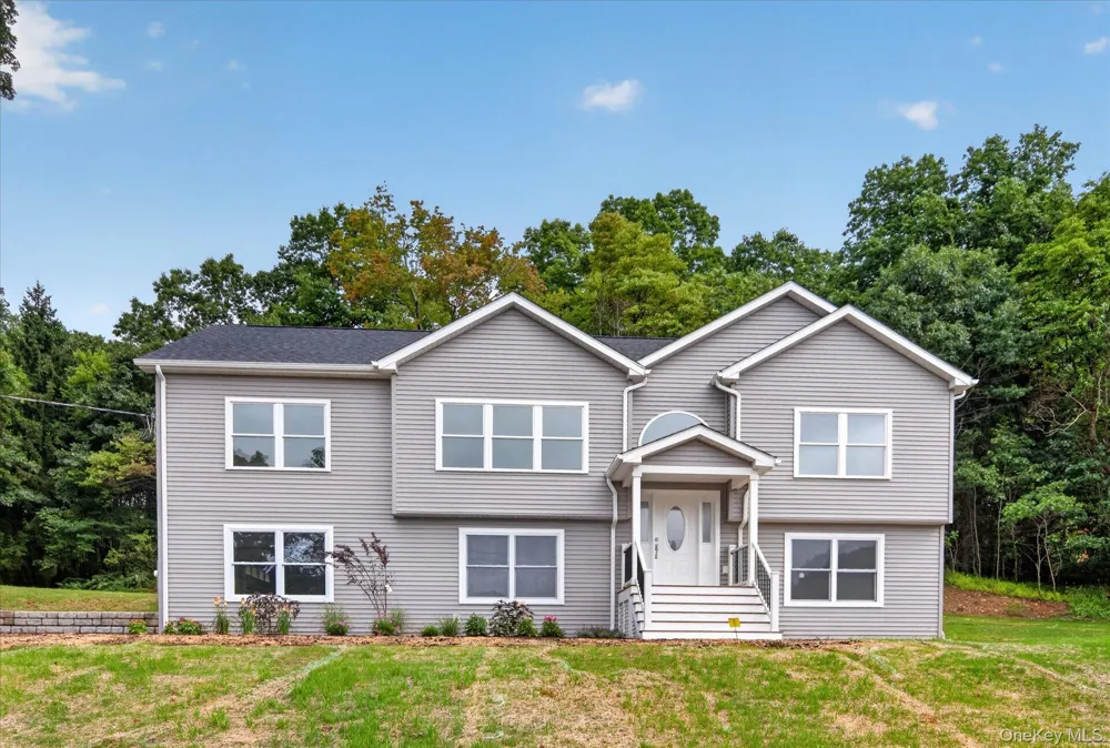 592 Ludingtonville Road Holmes, NY 12531