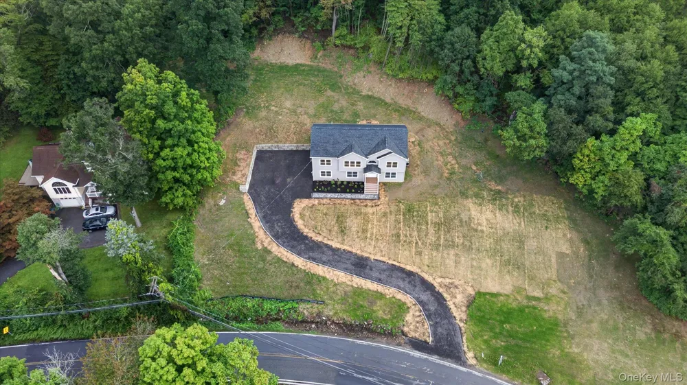 592 Ludingtonville Road Holmes, NY 12531
