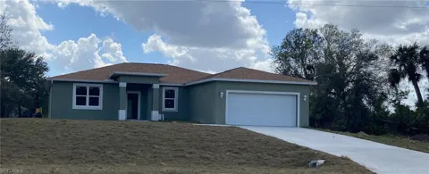 6004 Pecan Circle