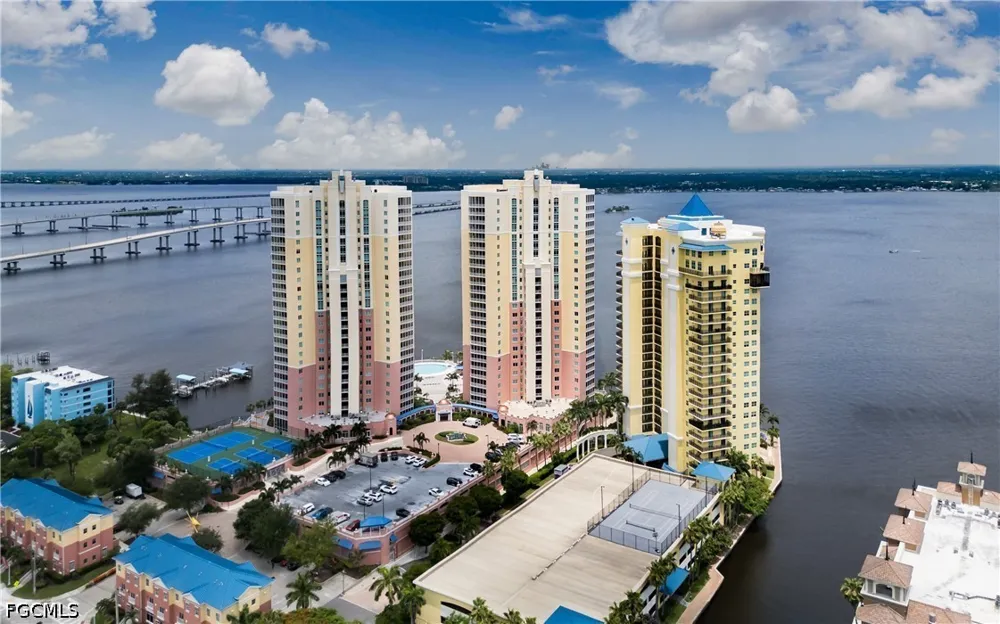 1st Street #704 Fort Myers, FL 33916