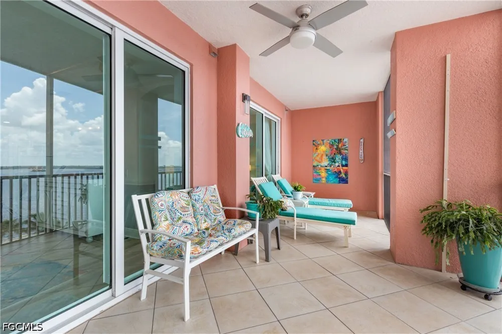 1st Street #704 Fort Myers, FL 33916