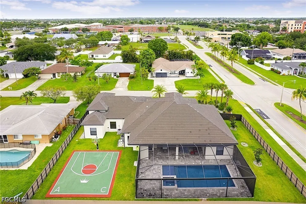 SE 17th Avenue Cape Coral, FL 33990