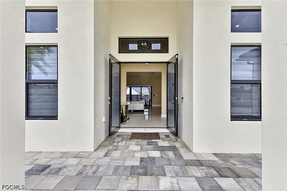 SE 17th Avenue Cape Coral, FL 33990