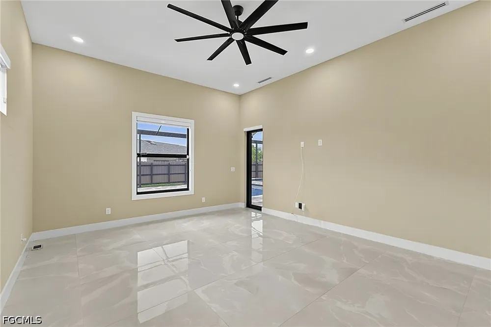 SE 17th Avenue Cape Coral, FL 33990