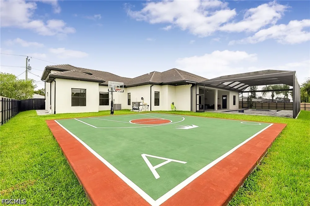 SE 17th Avenue Cape Coral, FL 33990