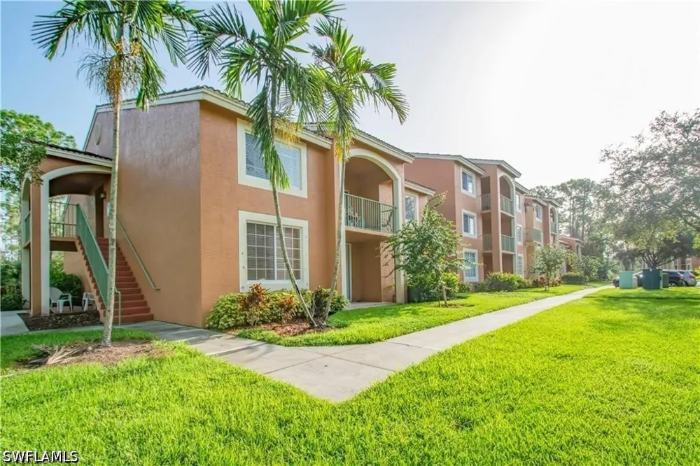 Wildwood Lakes Boulevard #201 Naples, FL 34104