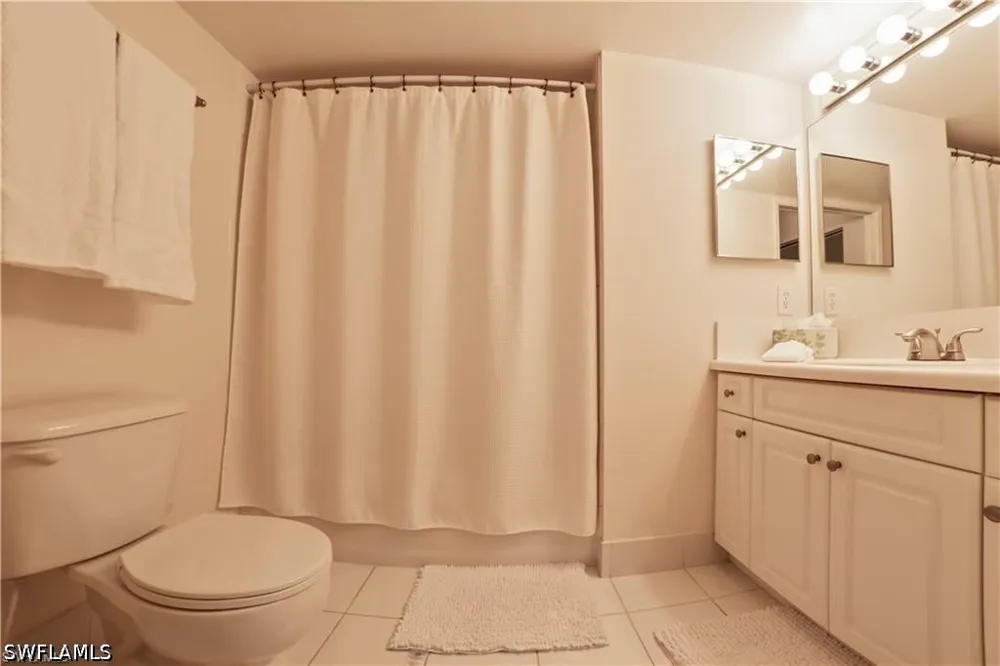 Wildwood Lakes Boulevard #201 Naples, FL 34104