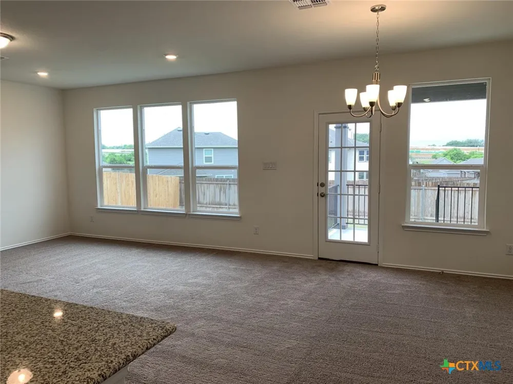 1216 Long Creek Lane Belton, TX 76513