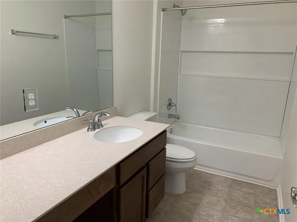 1216 Long Creek Lane Belton, TX 76513
