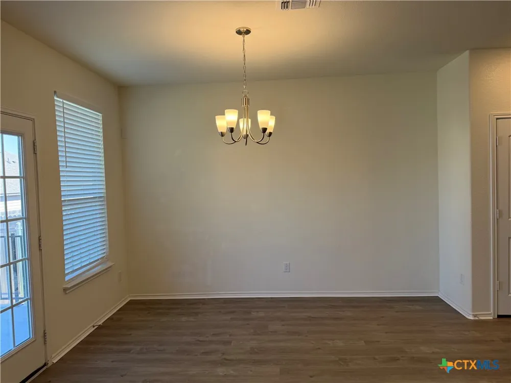 1216 Long Creek Lane Belton, TX 76513