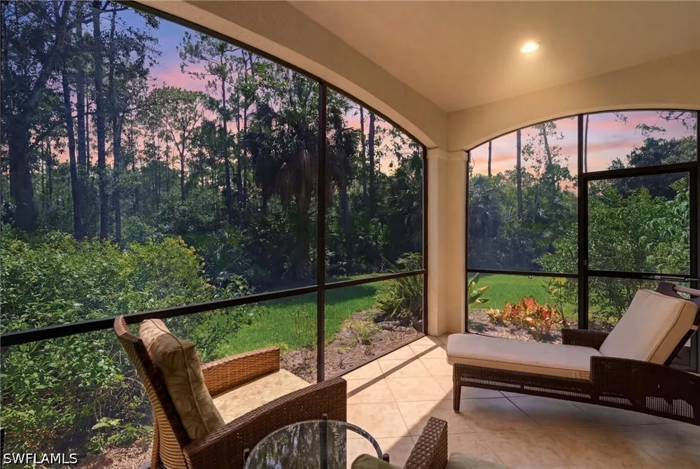 Castillo Court #101 Naples, FL 34109