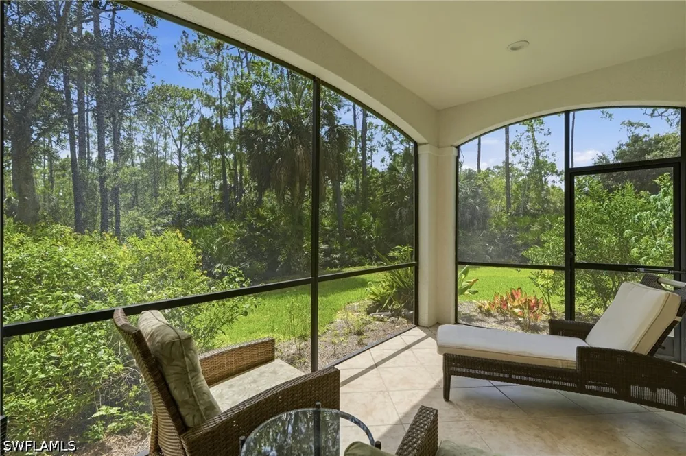 Castillo Court #101 Naples, FL 34109