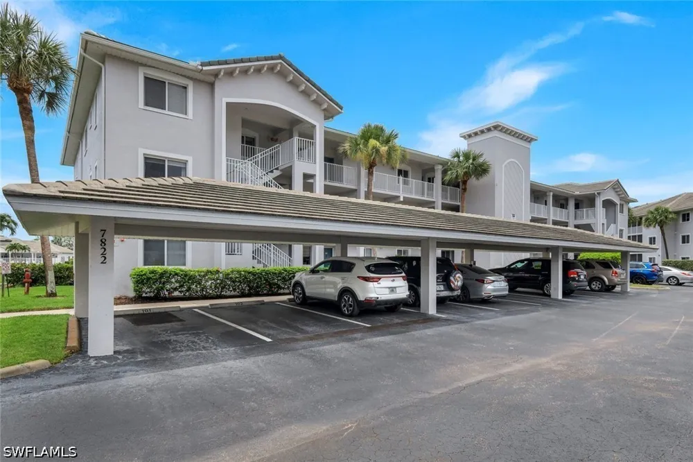 Great Heron Way #201 Naples, FL 34104