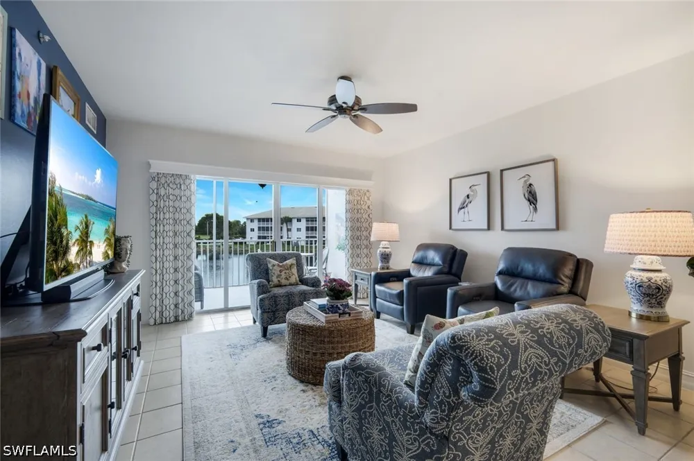 Great Heron Way #201 Naples, FL 34104