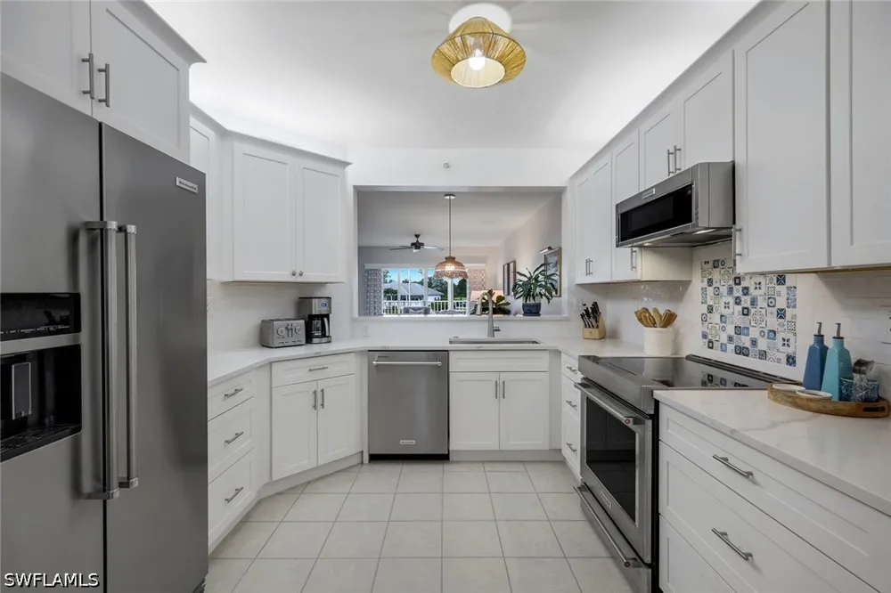 Great Heron Way #201 Naples, FL 34104