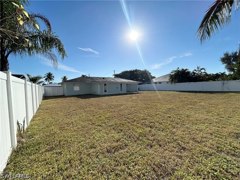 SE 20th Avenue Cape Coral, FL 33990