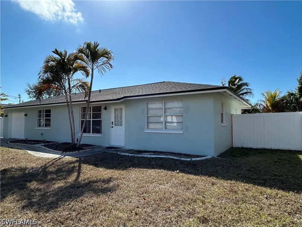 SE 20th Avenue Cape Coral, FL 33990