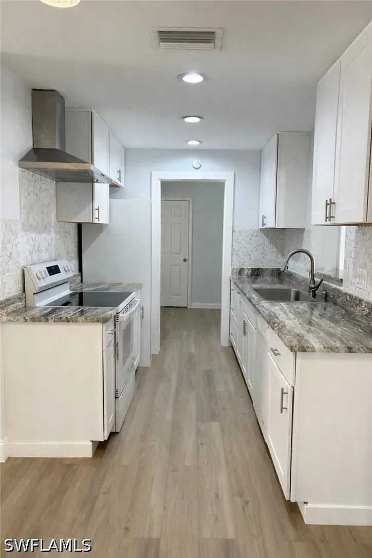 SE 20th Avenue Cape Coral, FL 33990