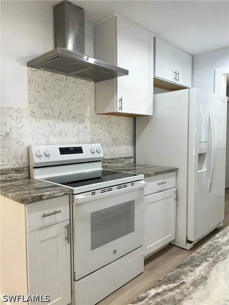 SE 20th Avenue Cape Coral, FL 33990