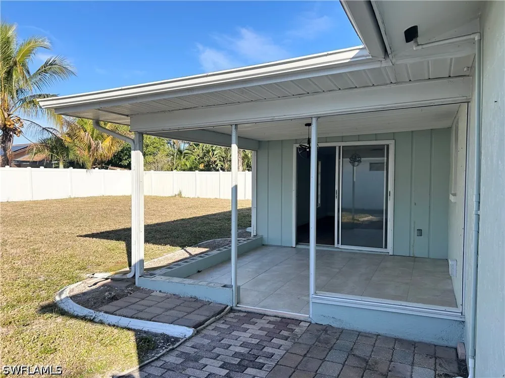 SE 20th Avenue Cape Coral, FL 33990