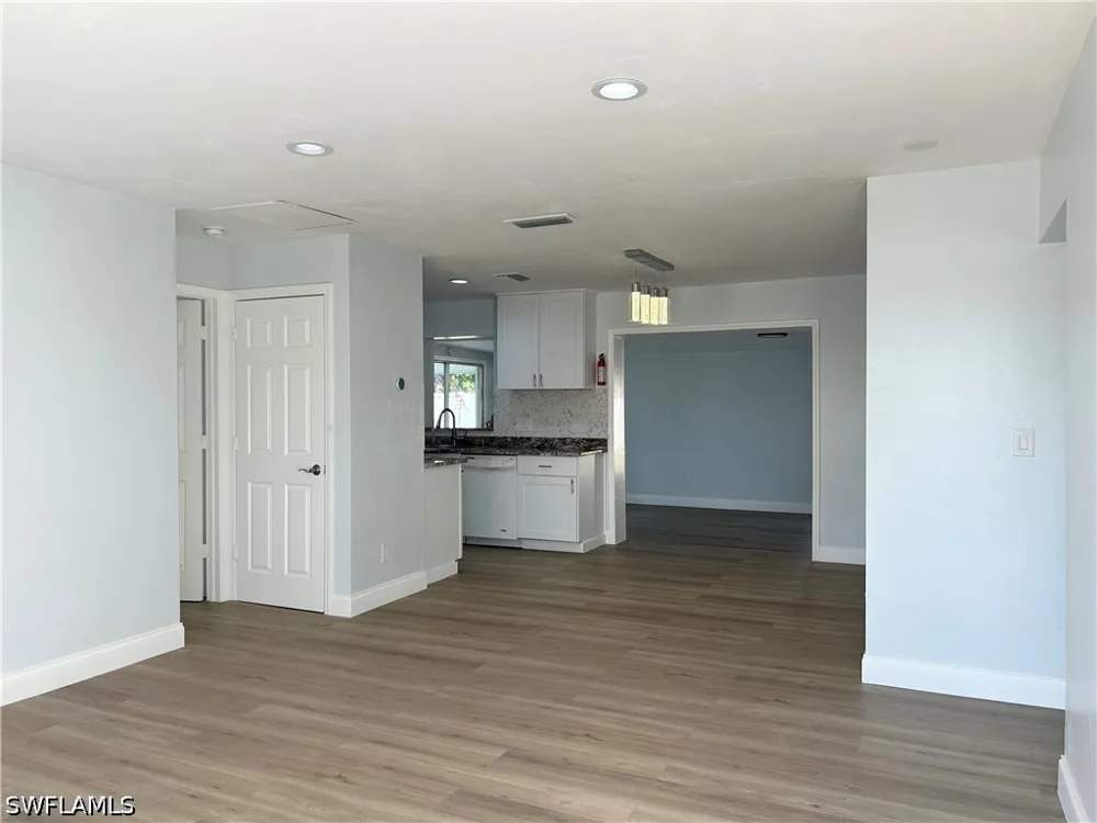SE 20th Avenue Cape Coral, FL 33990
