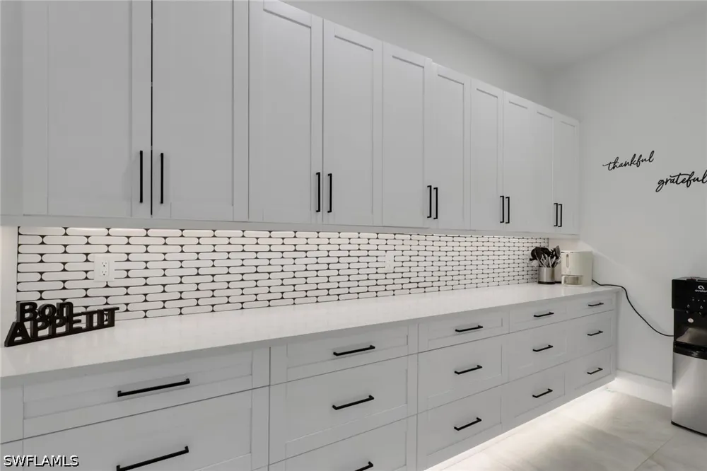 19th Street SW Naples, FL 34117