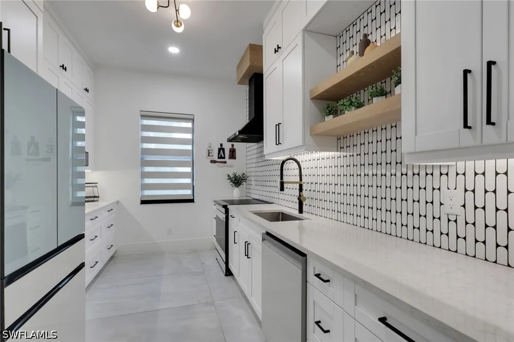 19th Street SW Naples, FL 34117
