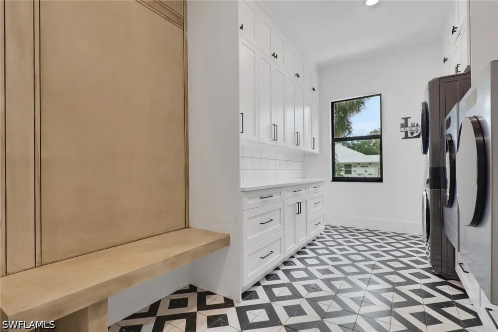 19th Street SW Naples, FL 34117